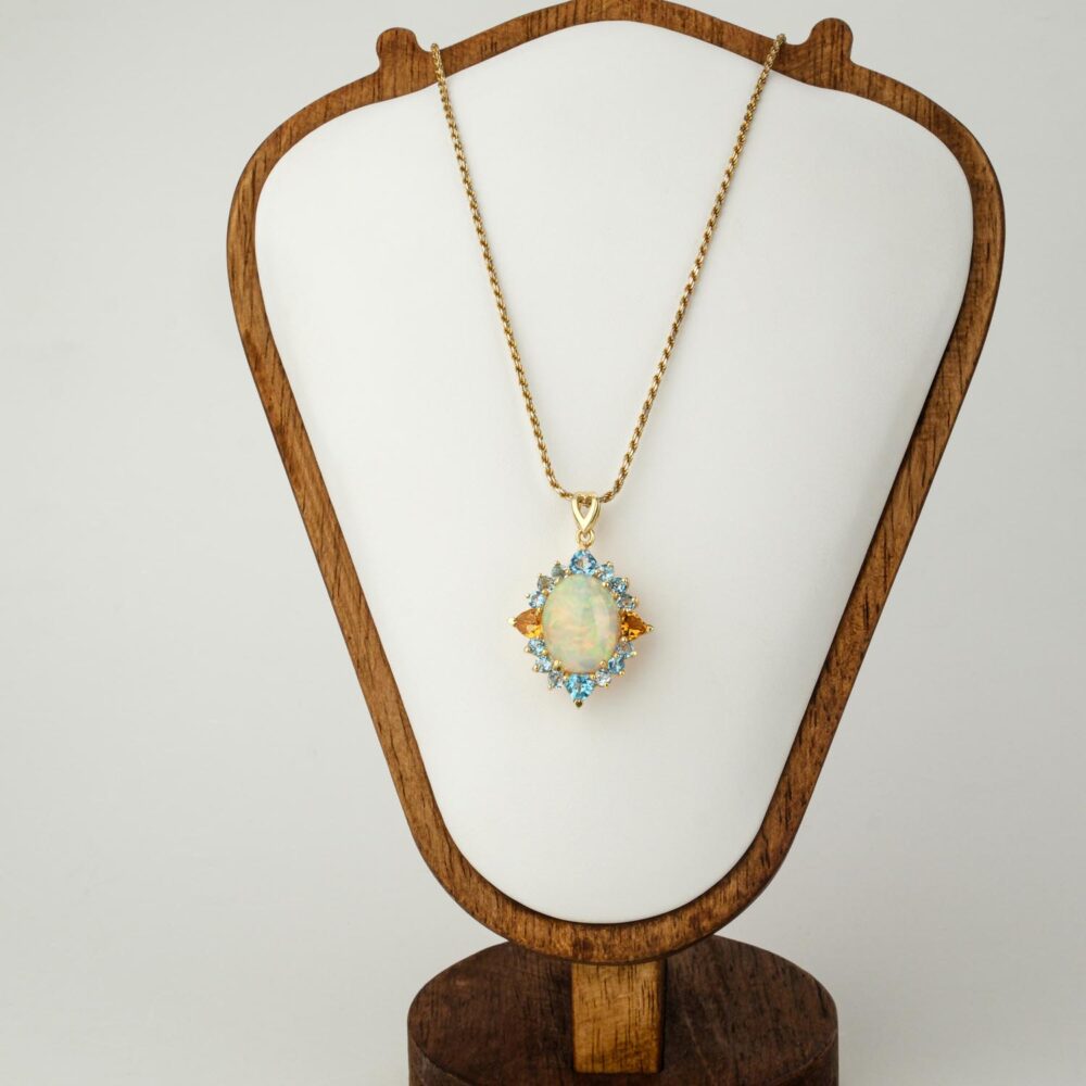 Back of pendant and 925 sterling silver chain detail.