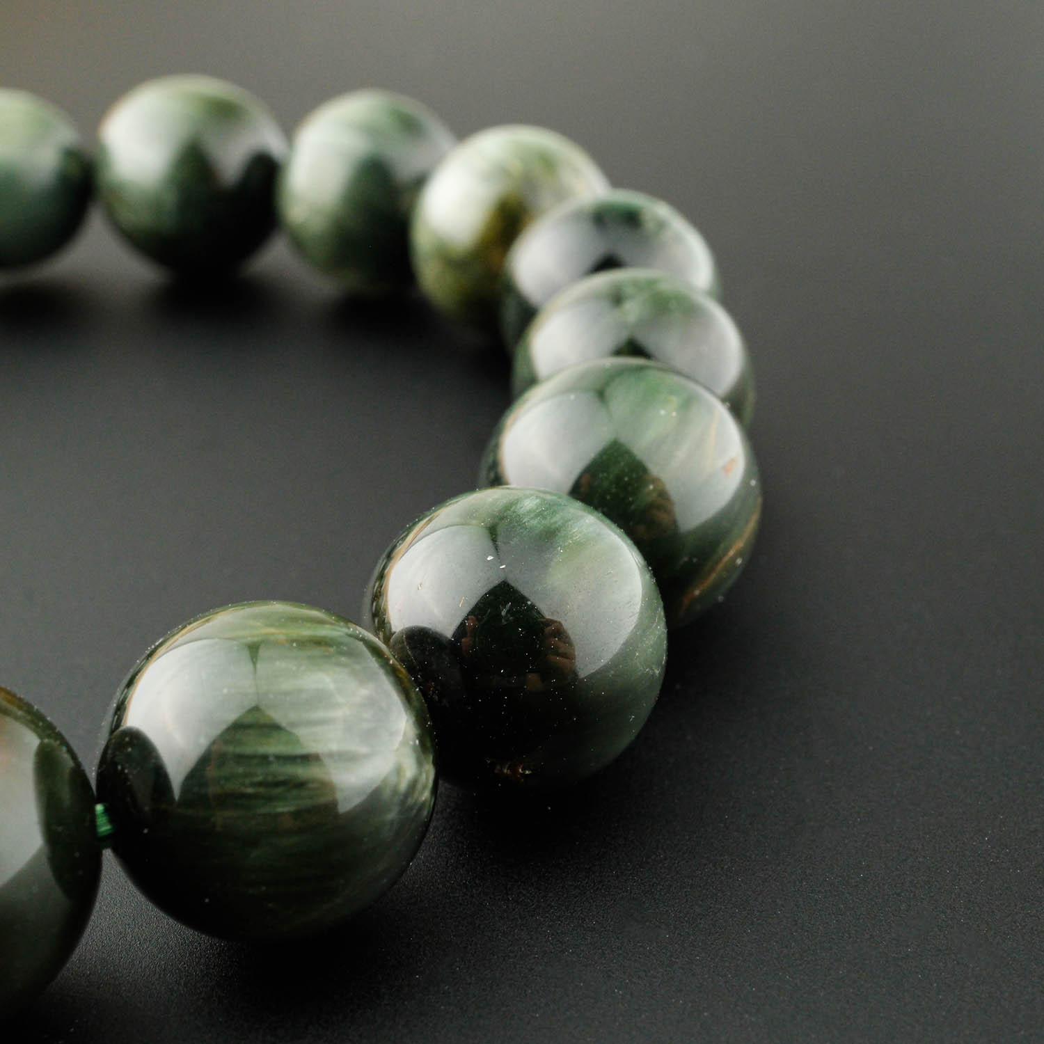 Onlayn porno qizlar ustidan josuslik