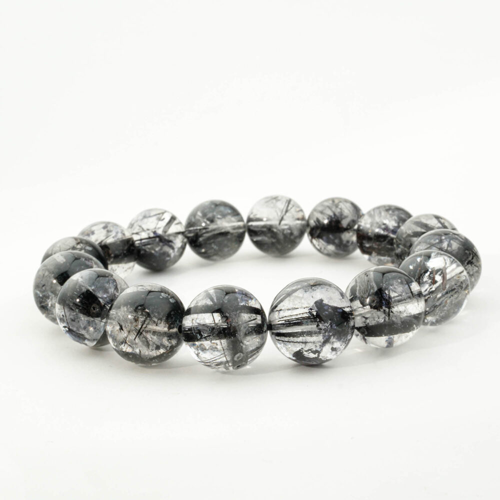 Қара колготкидегі әйел суреті