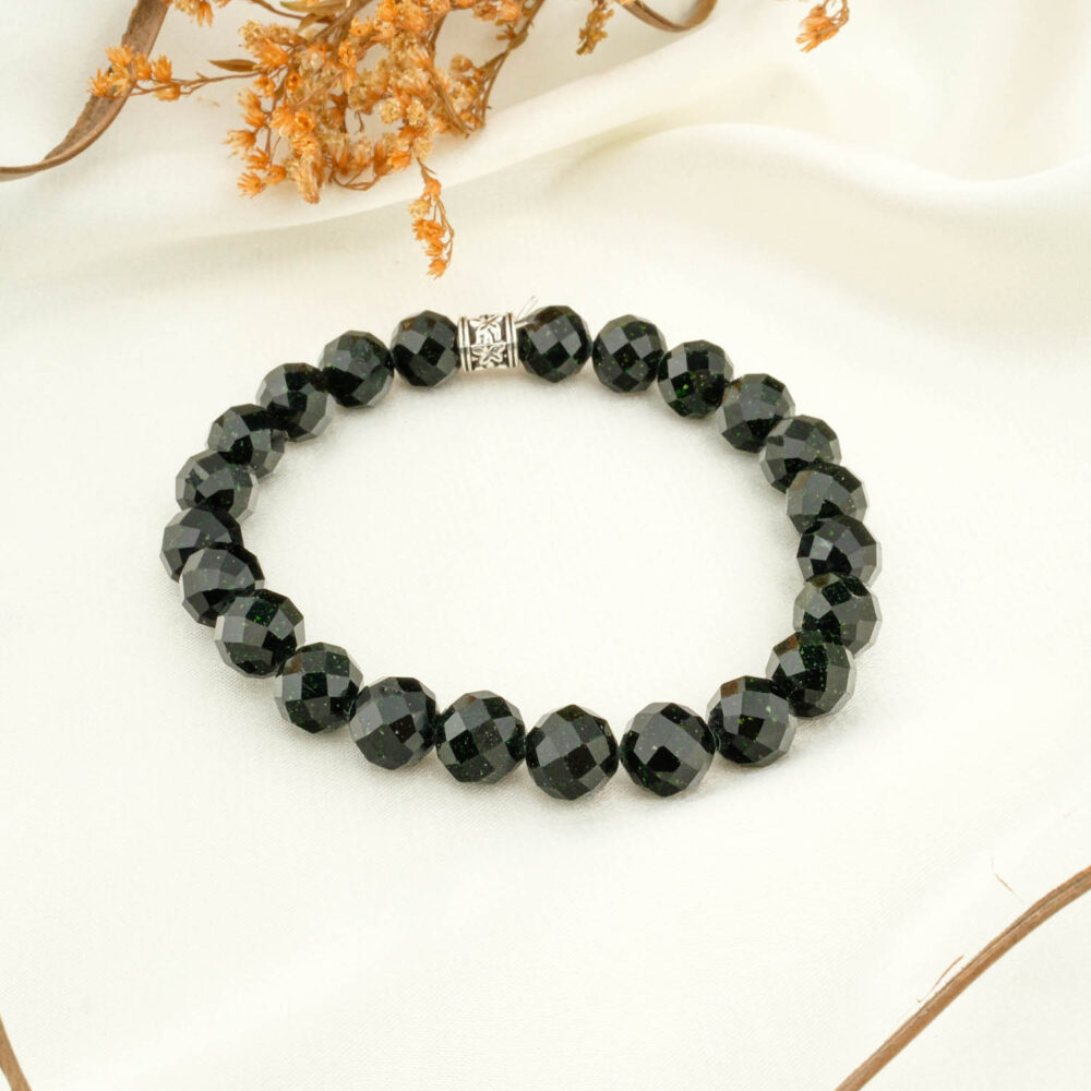 Green goldstone star stone faceted bracelet with 8 mm beads