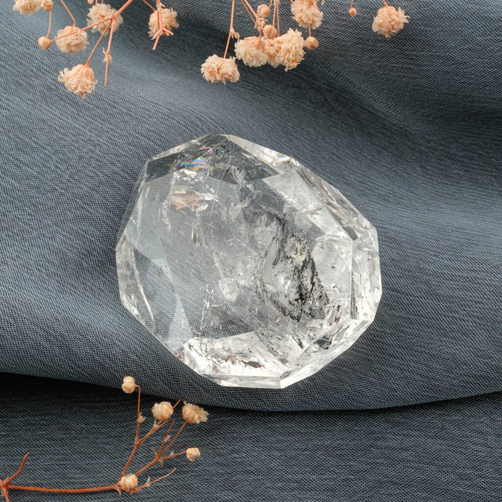 Raccolta Del Diamante. Pietra Preziosa Immagine Stock - Immagine Di Amore, Lusso: 24373007