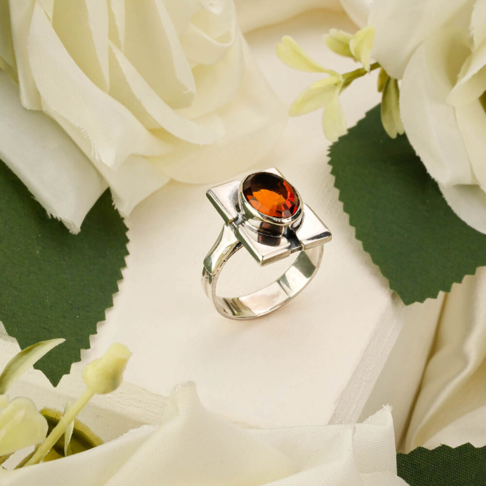Handcrafted unisex ring featuring a genuine yellow citrine stone in 925 sterling silver