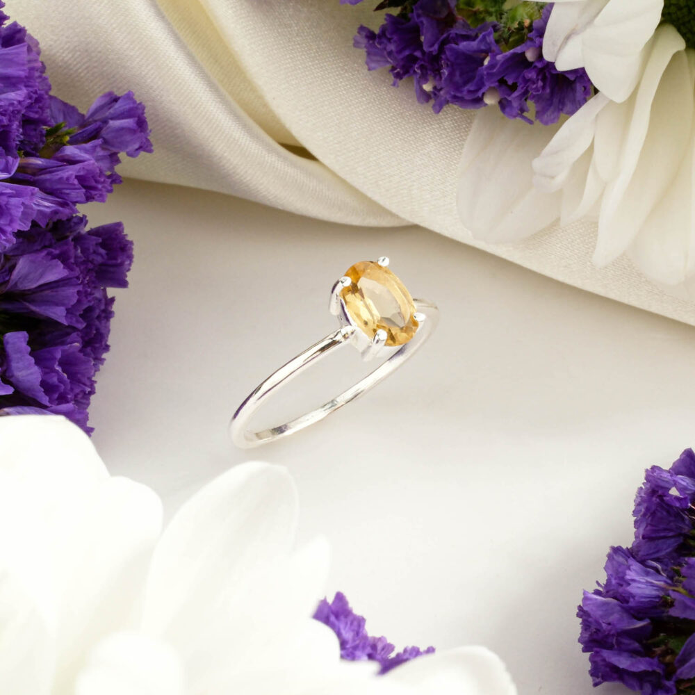 Minimalist oval cut natural Citrine ring in 925 sterling silver