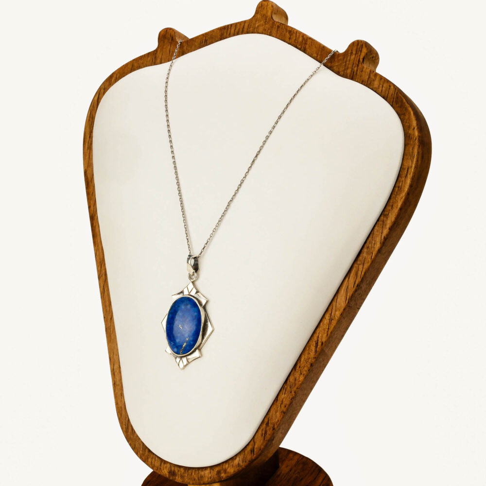 Collar artesanal unisex de plata de ley 925 con colgante ovalado de Lapislázuli genuino