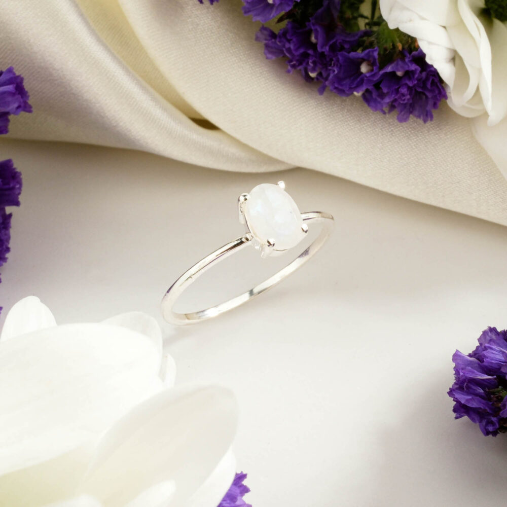 Minimalist oval cut natural Moonstone ring in 925 sterling silver